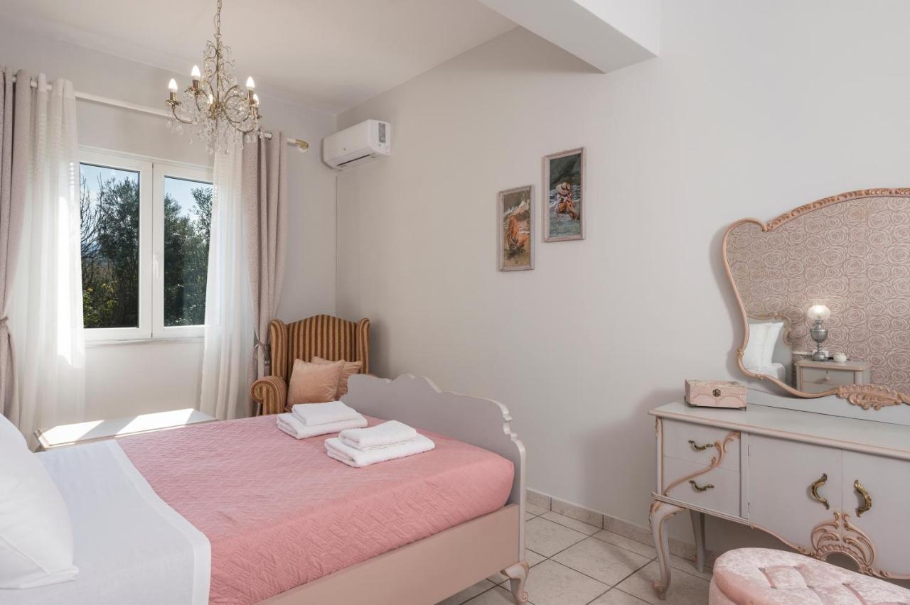 Casa De Philippe With Unique Seaview 2' From Beach Agia  Bagian luar foto